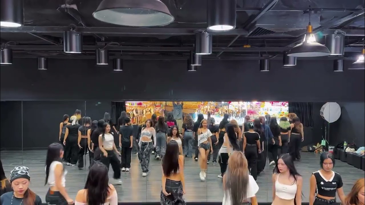 Saxo Love - Tobii dance practice