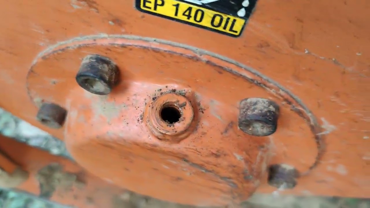 Oil change in rotavator|| sonalika rotavator