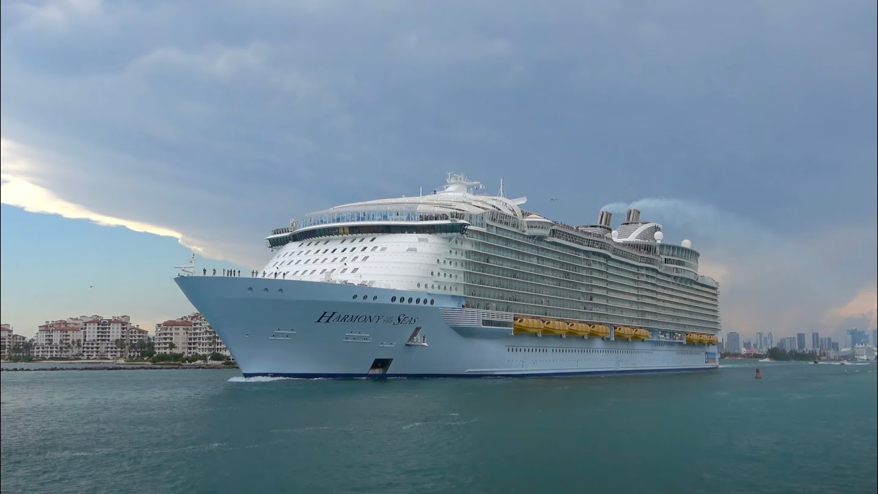 Harmony of the Seas Joins the Parade in Miami!