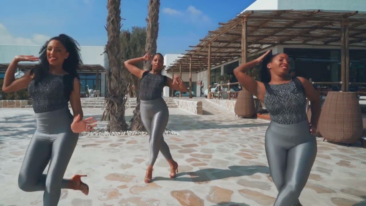 Taita Bilongo - Lady Styling - Salsa N Candela