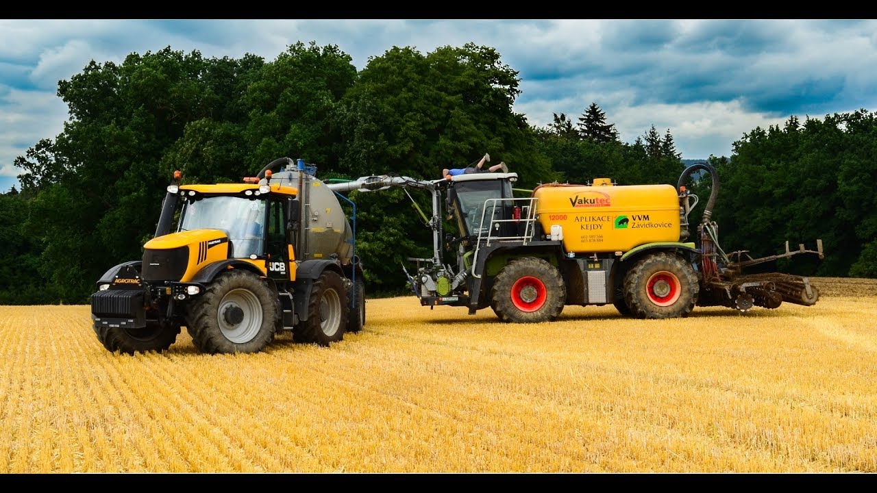 Claas Xerion 3800  with slurry injector application