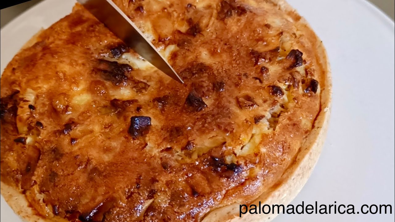 Leek, bacon, apple and blue cheese pie