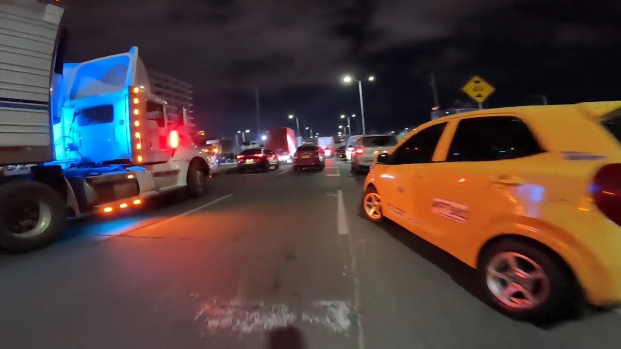 Caos en la Autopista Sur | Trancon Monumental por Protesta de Transportadores