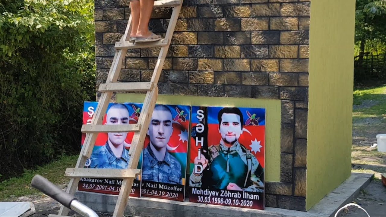 Aşağı Çardaqlar kəndi. Şəhidlərimizin adına inşa edilən kənd girəcəyi.