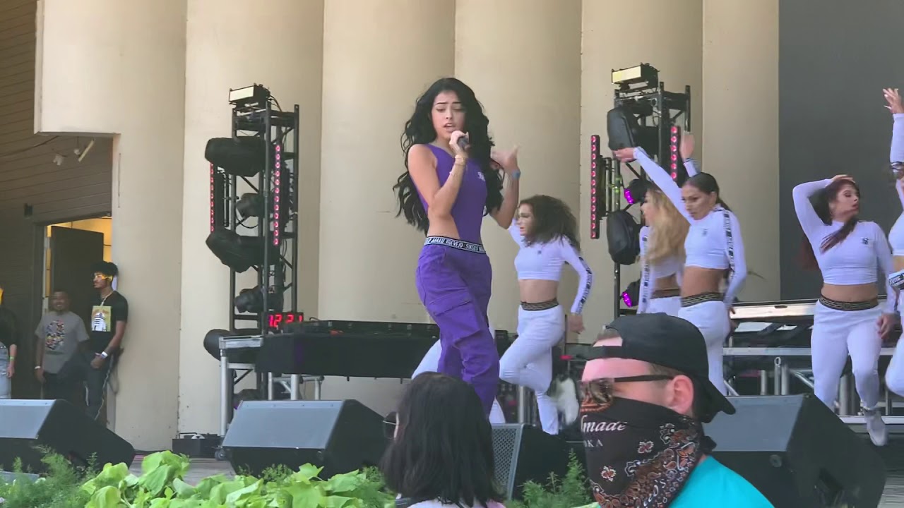 Malu Trevejo - LIVE Lollapalooza 2019