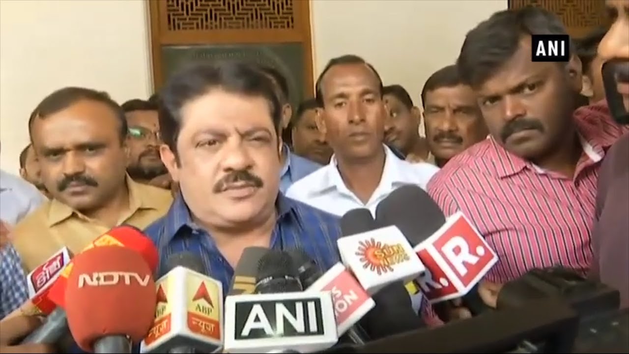 No one will leave Congress in Karnataka, says Zameer Ahmed on MLA 'poaching' row