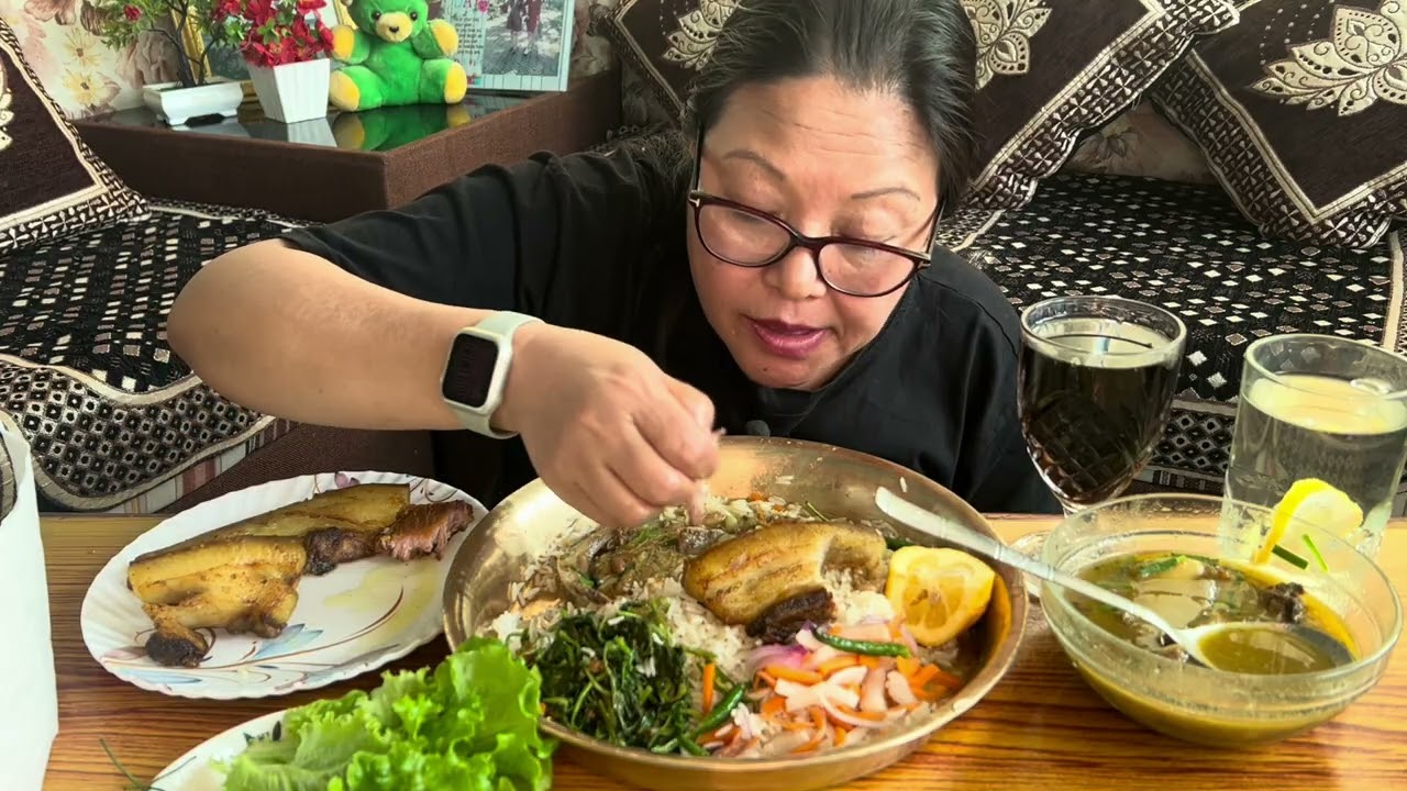 🇳🇵MUKBANG PORK BILLY WITH RICE & PORK JHOL/ SIM SAAG