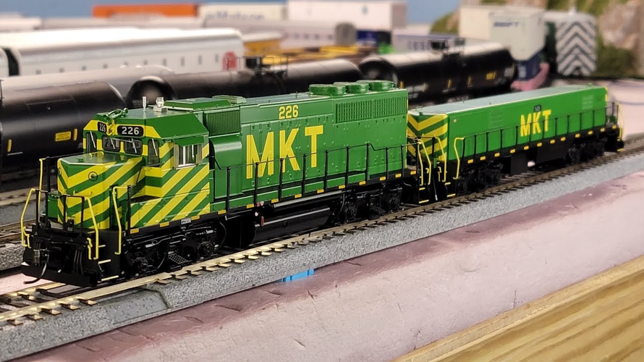 Train Review: Rapido Trains MKT GP40 And Slug. #train #railway #modelrailroad #review 