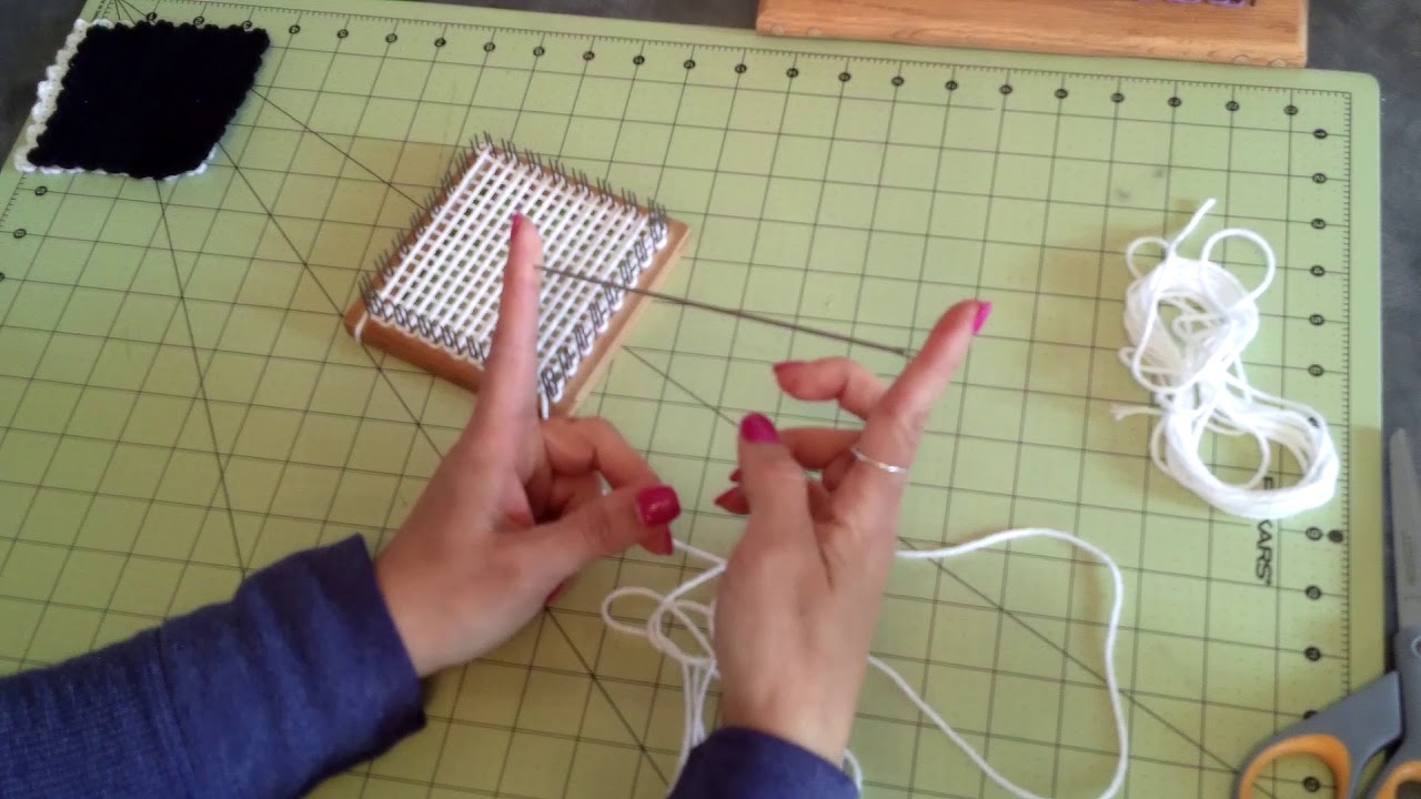 Pin Weaving a Tote Bag