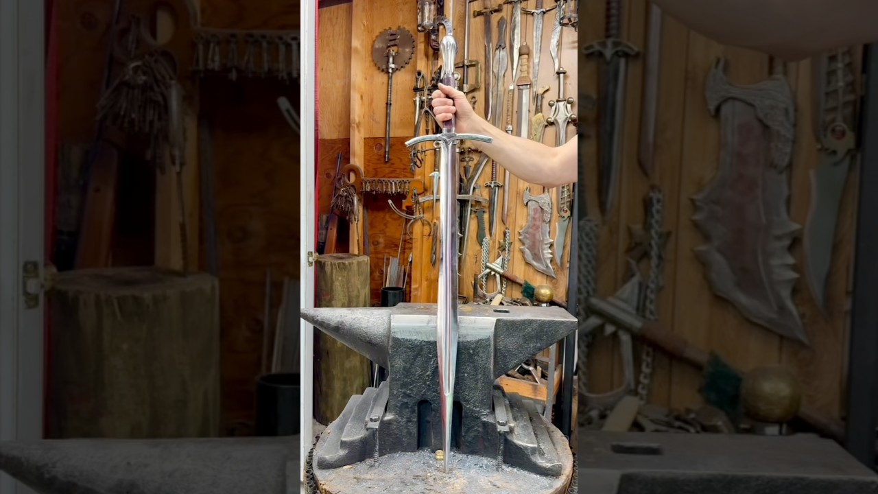 Sword Making - Forging Glamdring Sword Lord of the Rings #blacksmith #sword #art #bladesmith #lotr