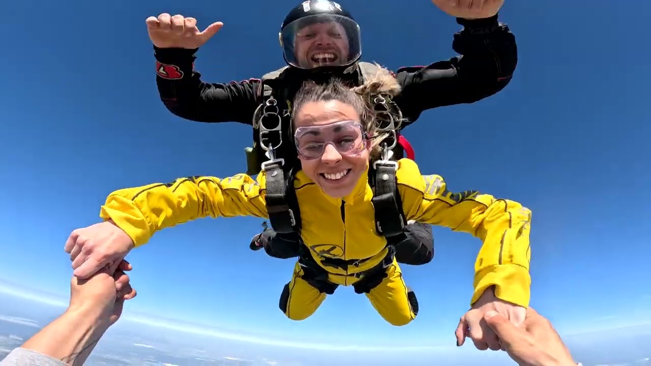 Salto en Paracaídas 🪂 en Skydive Spain (Sevilla)