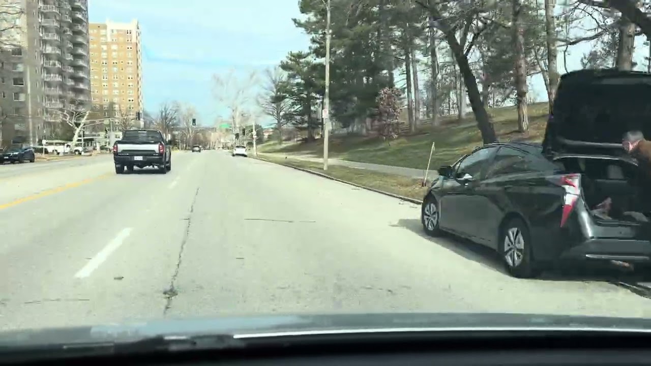 Oakland Av/McCausland Av/Skinker Av in St Louis MO ASMR 