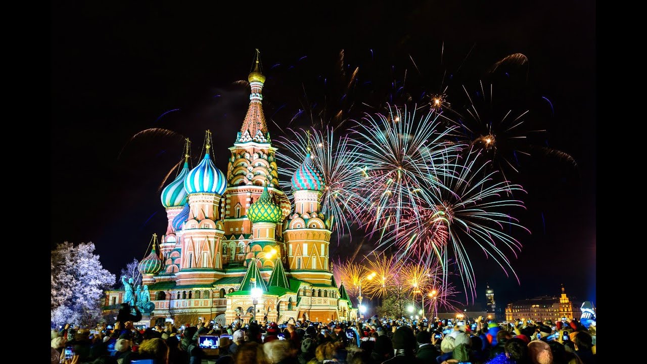 Салют на красной площади 2016