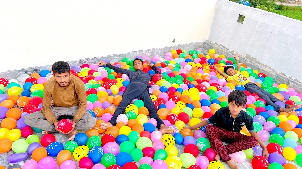 Biggest Water Balloon Fight 😱 1000 Water Balloon 🎈😍
