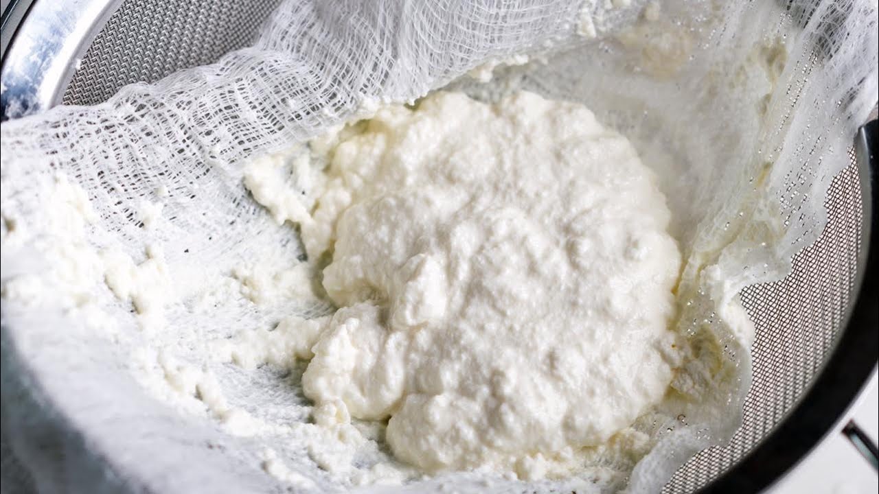 Ricotta Cheese طريقة عمل جبن الريكوتا الايطالي