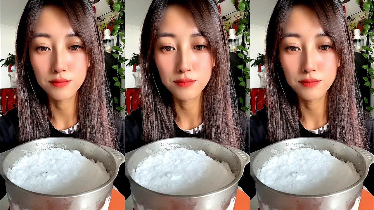 ASMR crushed ice eating