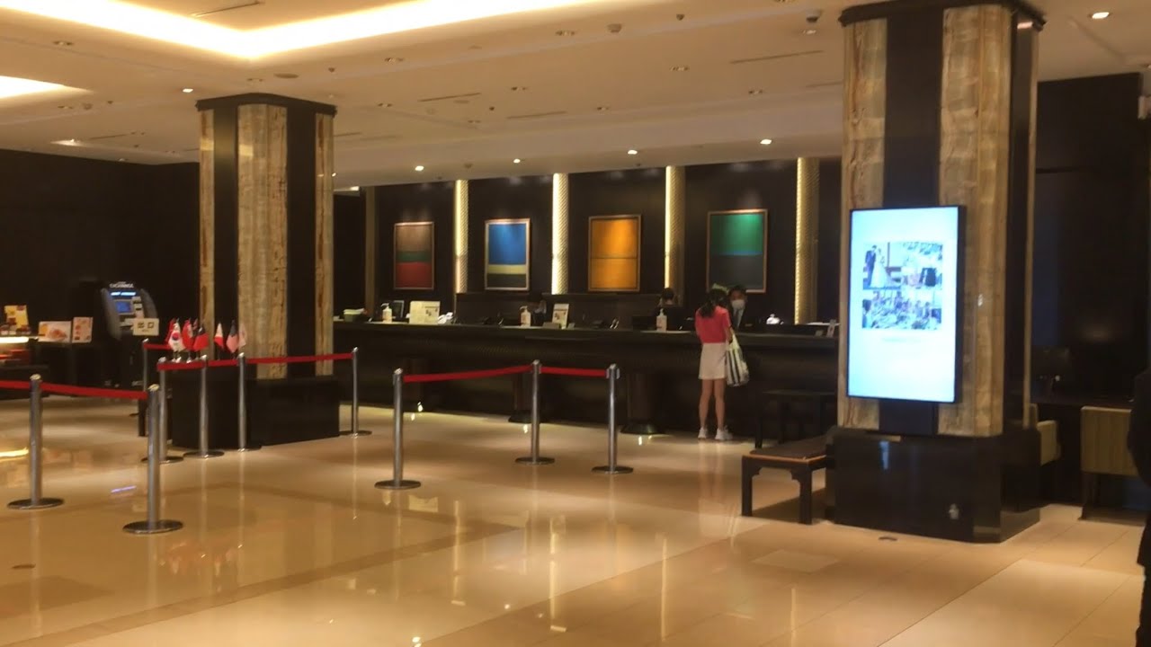 The Sapporo Grand Hotel room and breakfast buffets in Hokkaido, Japan. 札幌グランドホテルの部屋と朝食ビュッフェ