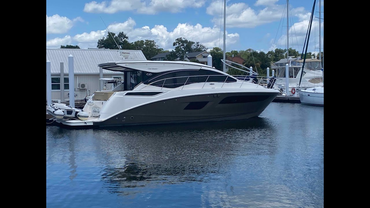 2016 Sea Ray 400 Sundancer