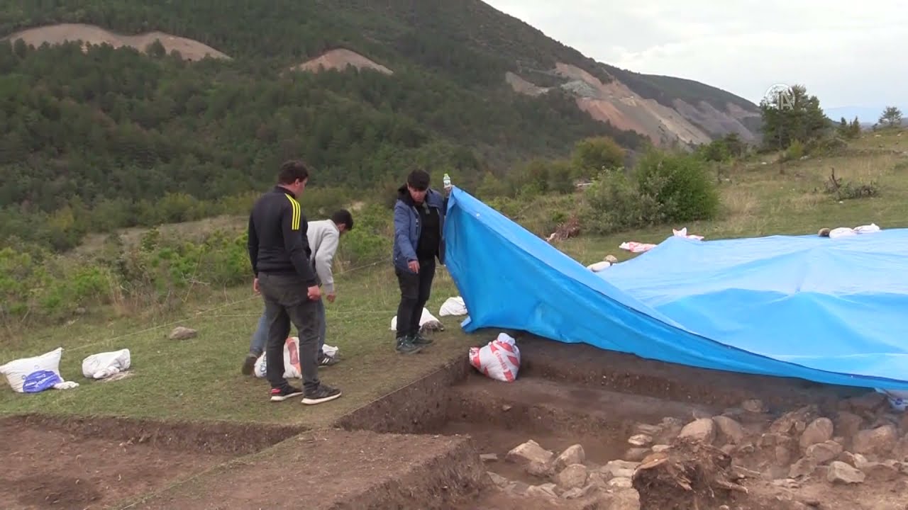 Kahin Tepe kazılarının bu yılki b&ouml;l&uuml;m&uuml; tamamlandı