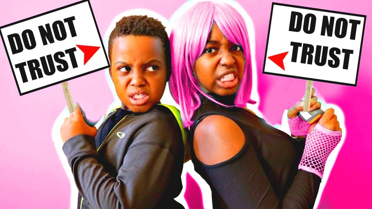 SECRET SPIES PART 2! - Shiloh and Shasha - Onyx Kids