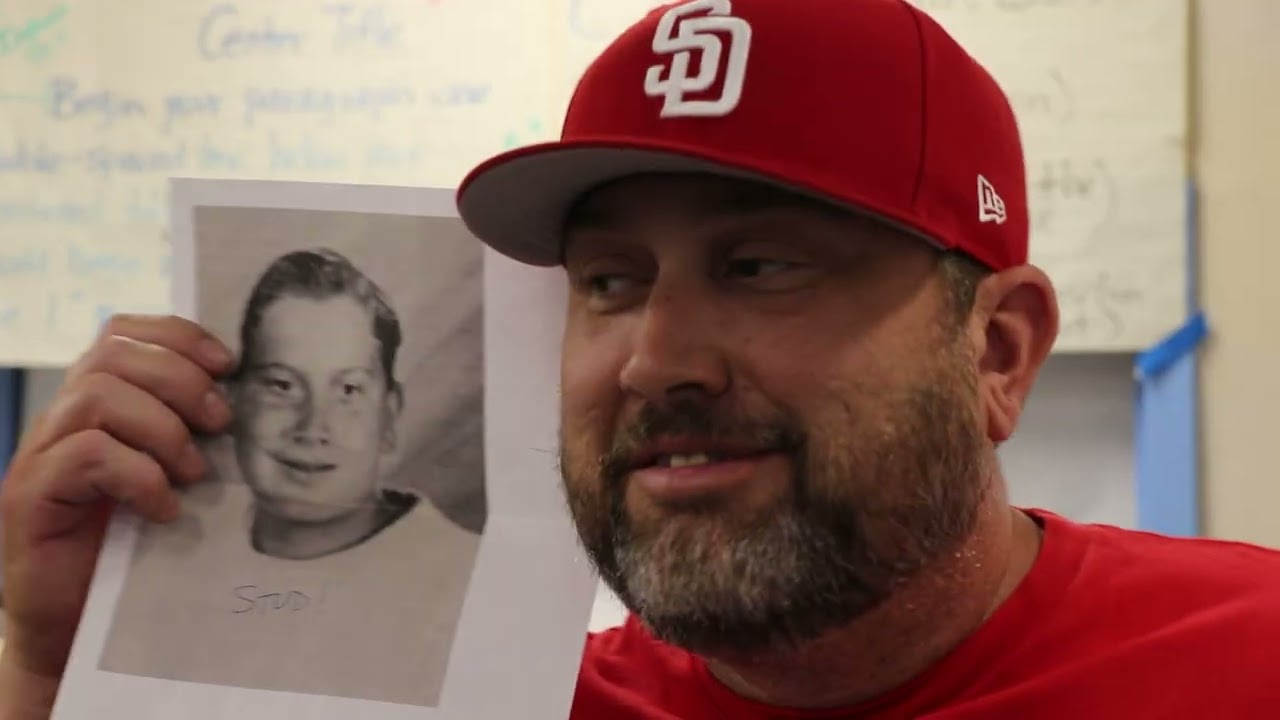 Teachers Autograph Their Photos | UCHS ASB Friday Video 9/19