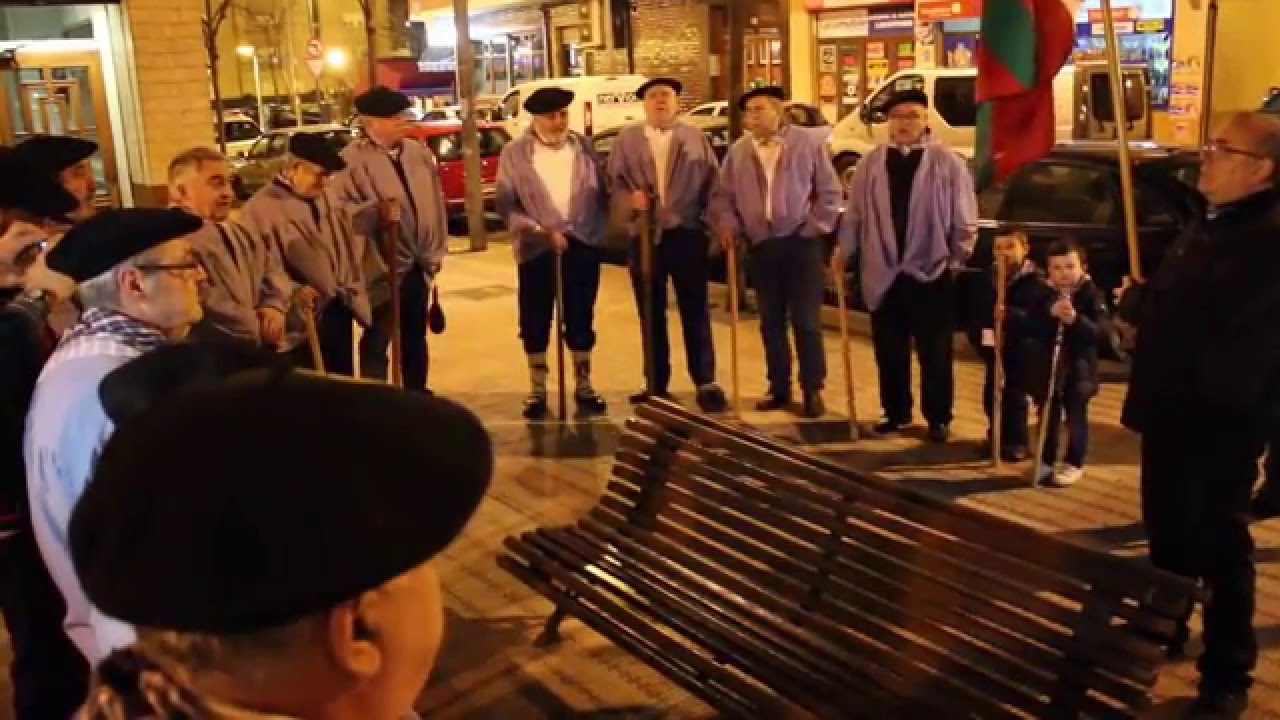 Coros de Santa Águeda en Barakaldo. 2016