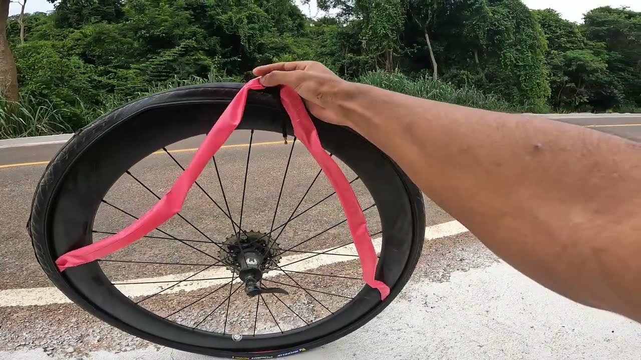 Do nada meu pneu EXPLODIU no treino de speed! 💥😳