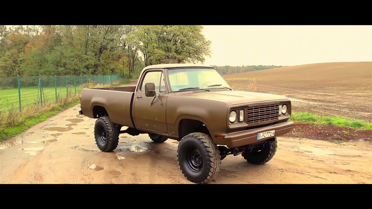 1977 Dodge W200 V8 4X4 Pickup / CarPorn