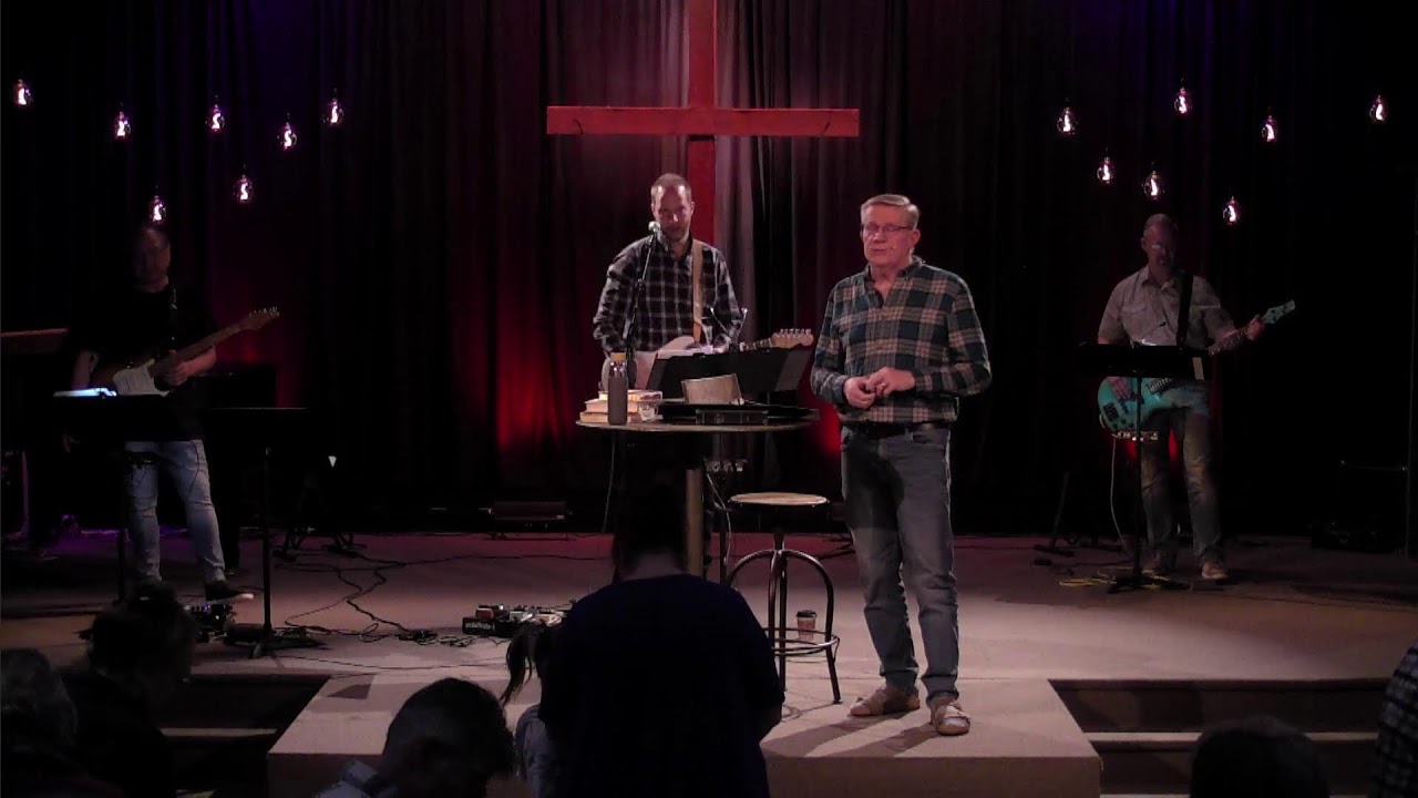 Sunday Live Service