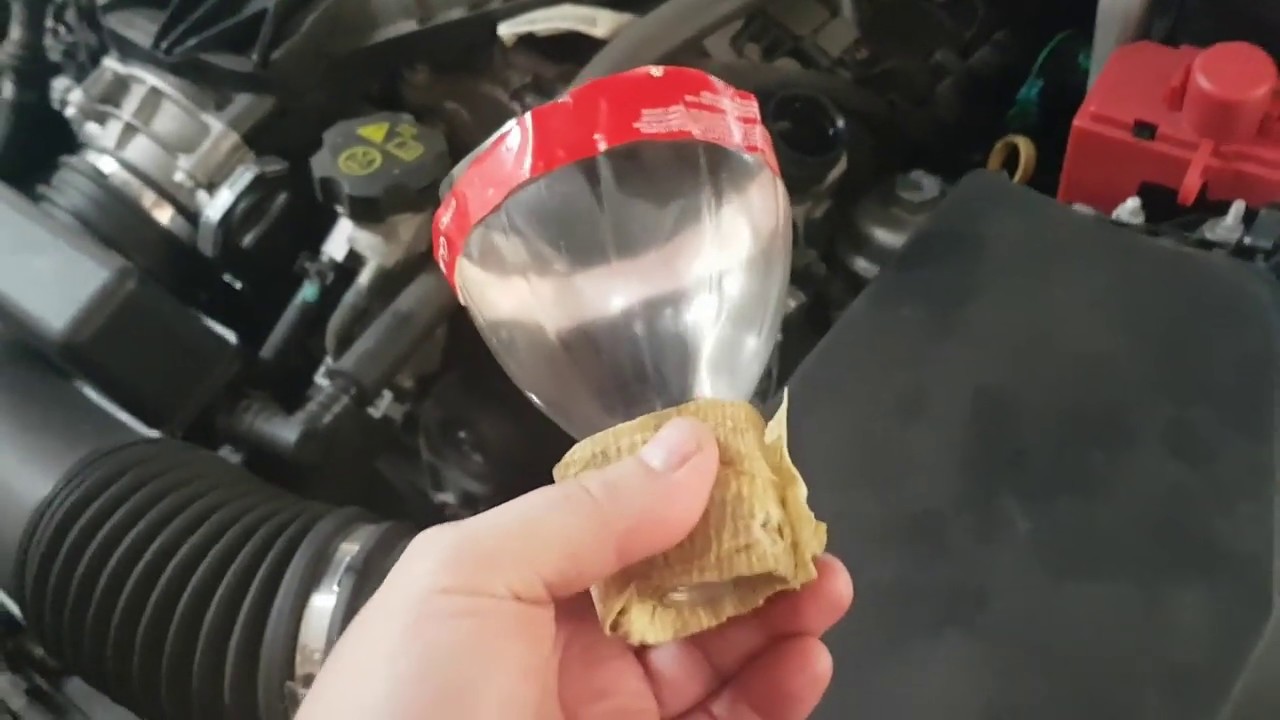 2015 VF SV6 Commodore Oil and Oil Filter Change.