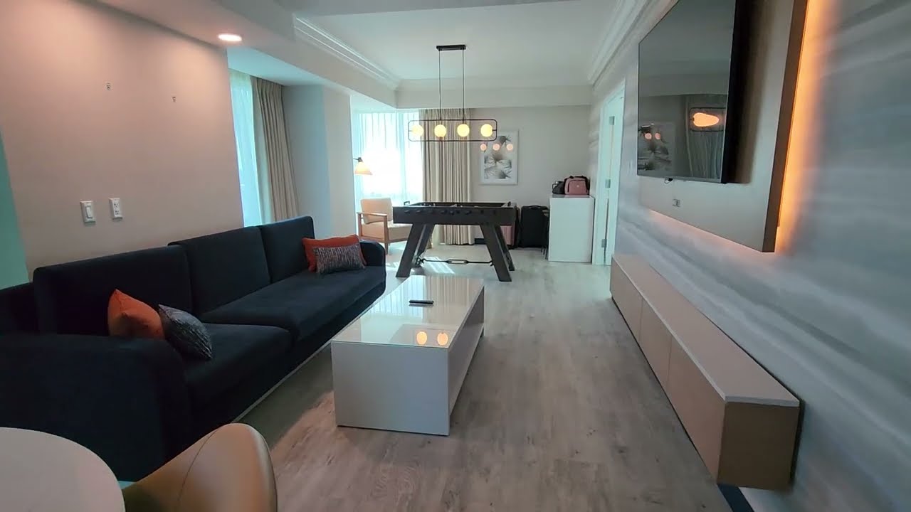 Margaritaville Casino, Newly Renovated One Bedroom Queen Balcony Suite, Bossier City LA