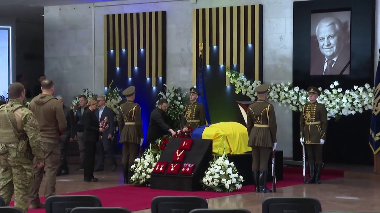 У Києві попрощалися з Леонідом Кравчуком
