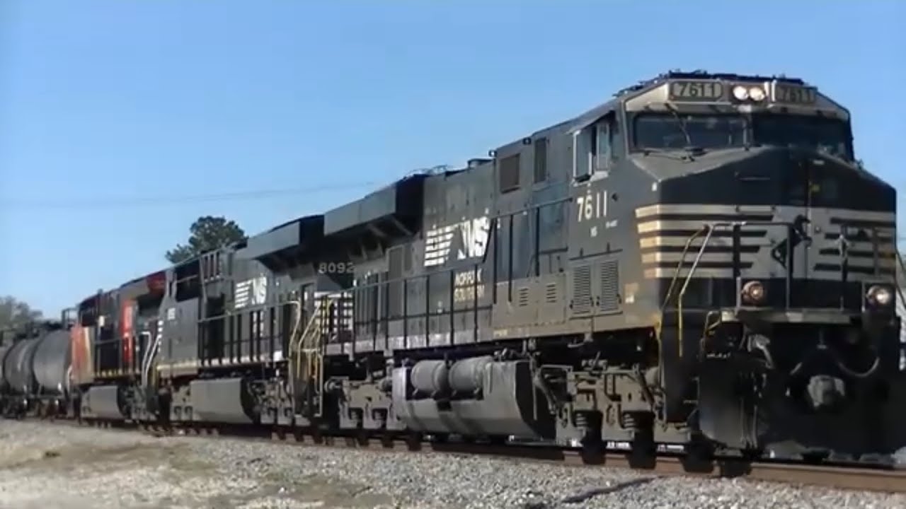 CN A419 passes through Garyville and Reserve, LA