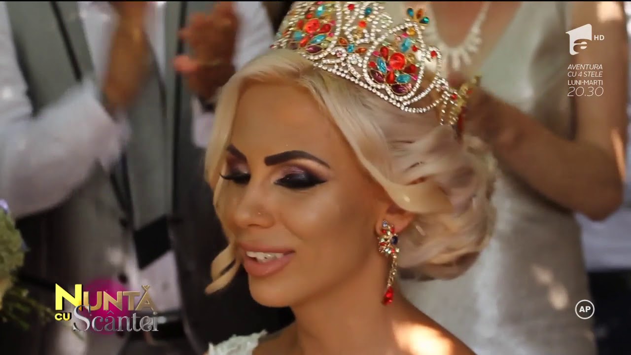 Cristina, la hora miresei şi ruperea turtei