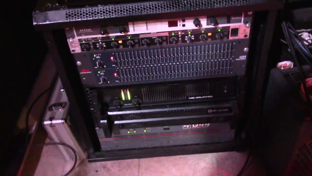 Mixing live Yamaha 01v96v2  Denver Bulgaria 1080p60