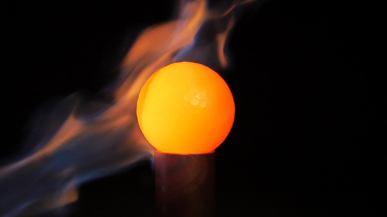 Reines Metall - reines Handwerk - reines Feuer - reines Therapieinstrument: Metallatelier Hilden