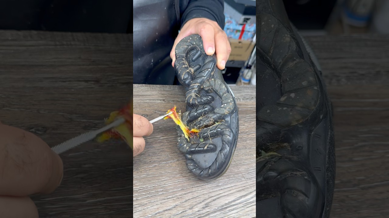 I got myself in a sticky situation😬 #shoedoc #shoelada #fz150 #shoecleaner #150bucks #vapormax