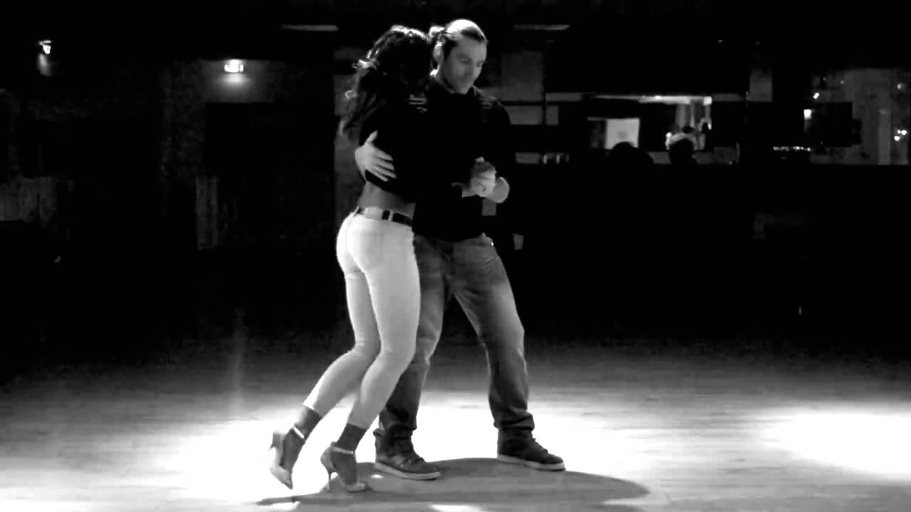 A melhor dan&ccedil;a Kizomba