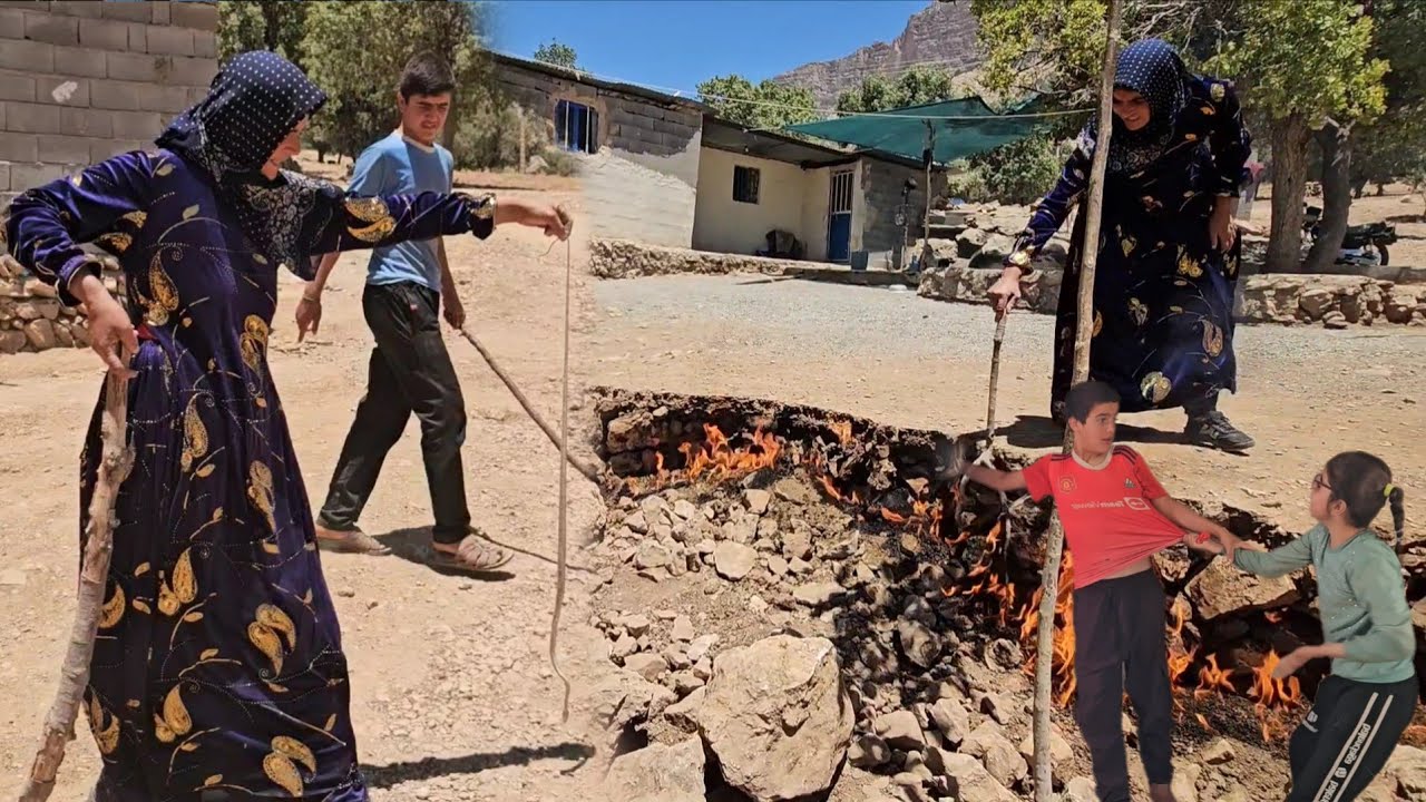 🐍 Akram Finally Catches the Snake with the Help of Her Children | Nomadic Life 🌿🏕️