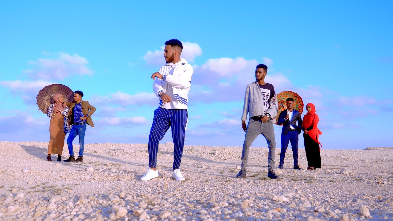 ABDIRISAQ QURBO IYO ABDIFATAAX GUCCI | SAAXIIB | OFFICIAL MUSIC VIDEO 2020
