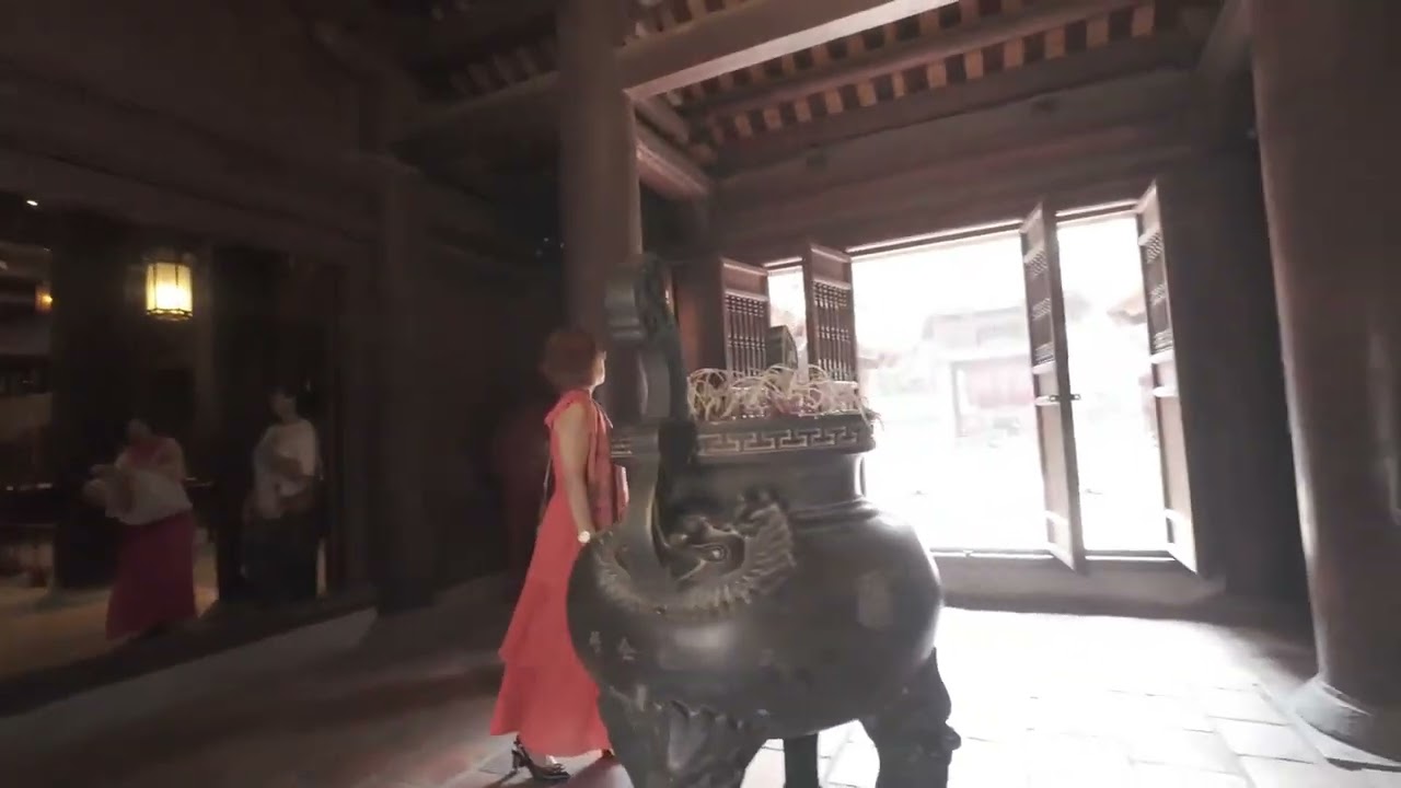 Temple of Literature Hanoi 4K Walk | Wander in Vietnam