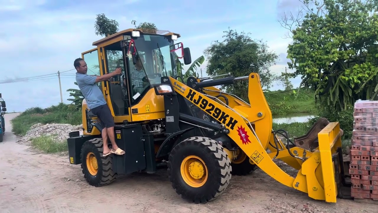 Khám Phá Máy Xúc Lật HJ929 Hoằng Giai - 2 chức năng xúc và nâng.- LH 0982425010