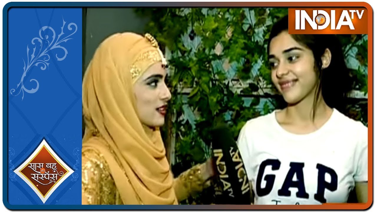 Zara aka Eisha visits the sets of Ishq Subhan Allah