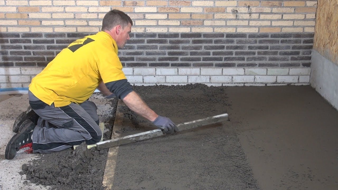 Cementdekvloer maken met Sakrete Zandcementmortel Snel