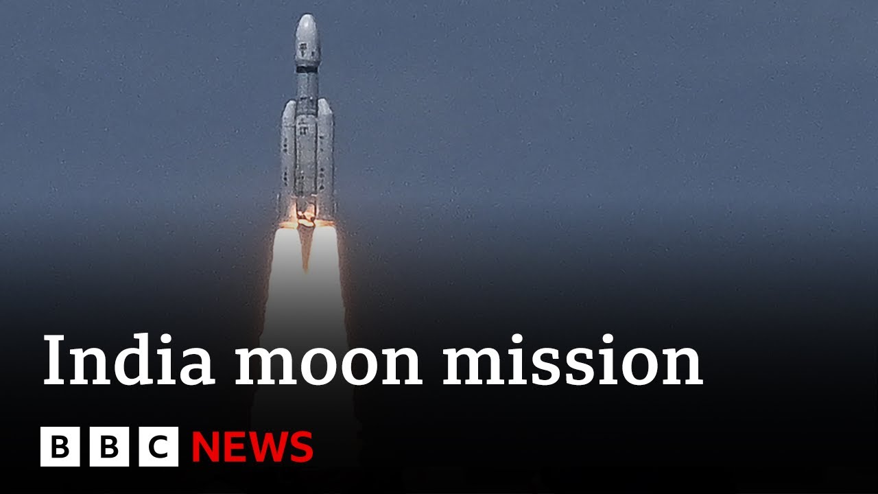 India moon mission rocket blasts into space - BBC News