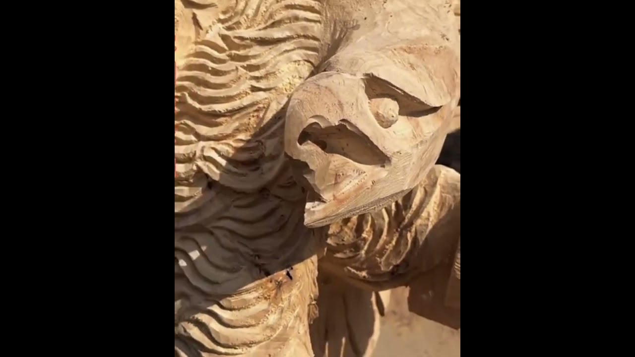 Wood Carving Eagles of Prey | Majestic Bird Sculpture in Wood