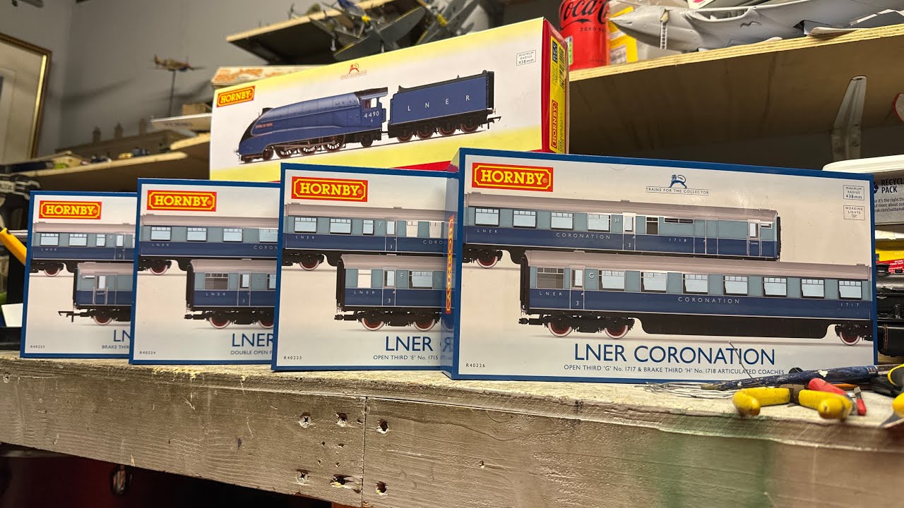 Hornby’s Coronation Coaches Revisited