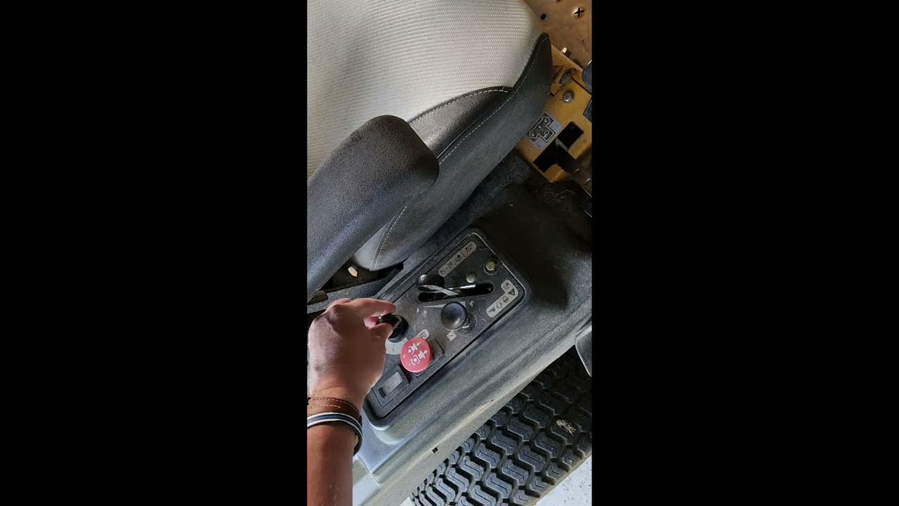 Hustler Raptor SD Ignition Key Switch Repair Replacement 045898