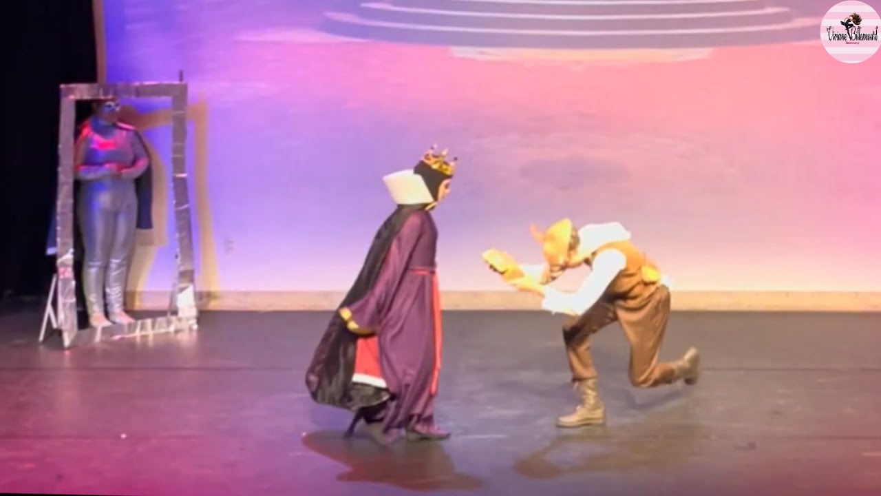Rainha Má e Caçador - Studio de dança Viviane Bittencourt 