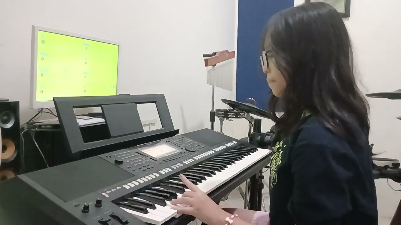 AVAD KEYBOARD INITIAL, Pretty Little Baby, Nesha